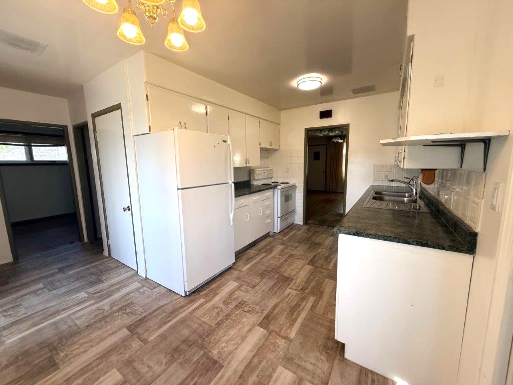 14 206 1st Ave. East, Eatonia- L202662
