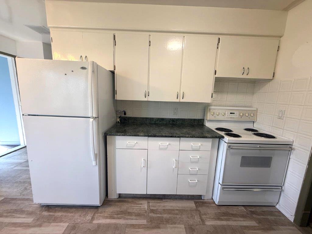 15 206 1st Ave. East, Eatonia- L202662