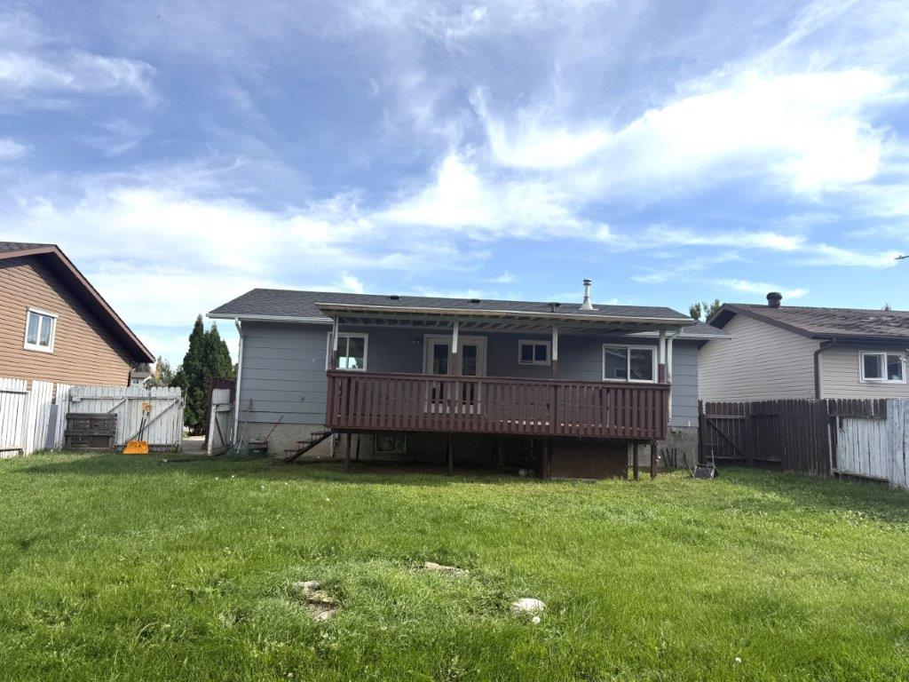 2 16 Thomson Drive- L202665