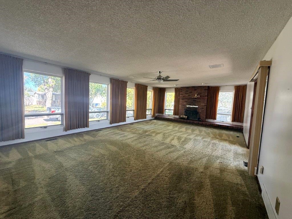 21 206 1st Ave. East, Eatonia- L202662