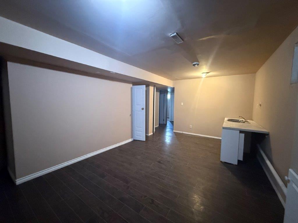 21 16 Thomson Drive- L202665