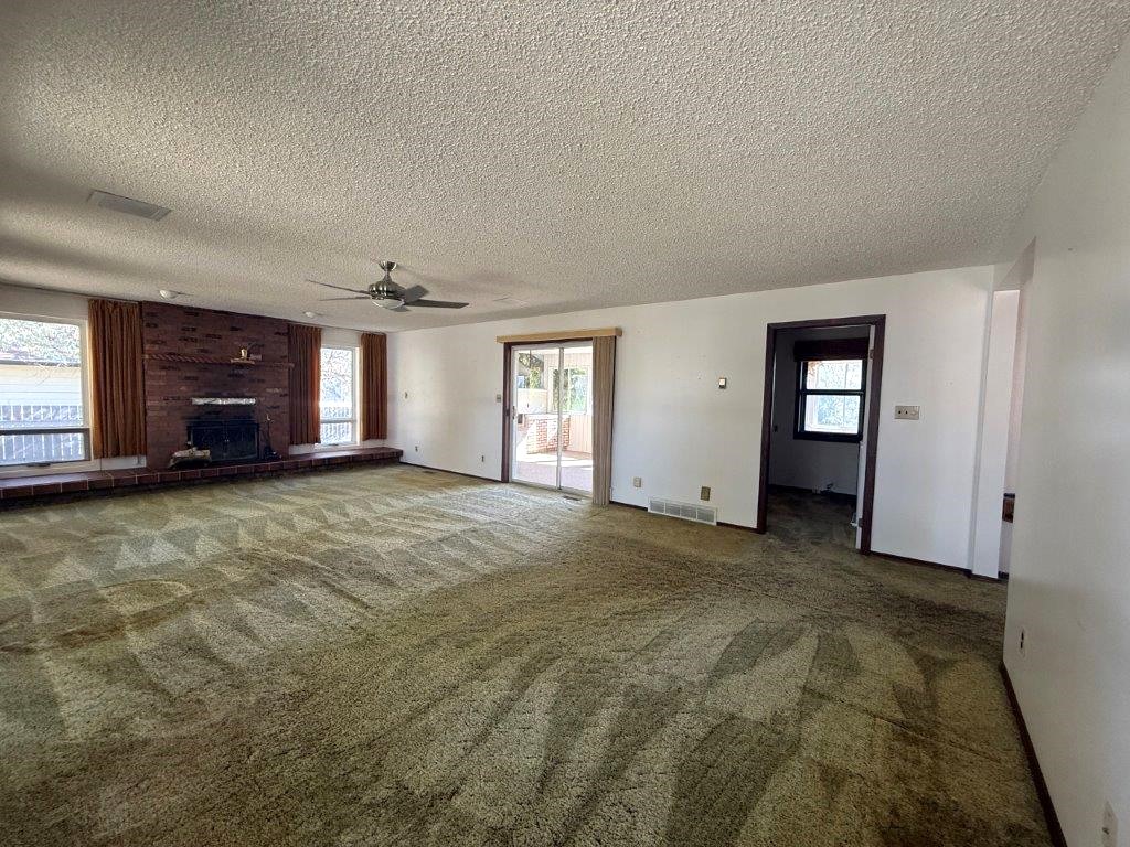 22 206 1st Ave. East, Eatonia- L202662