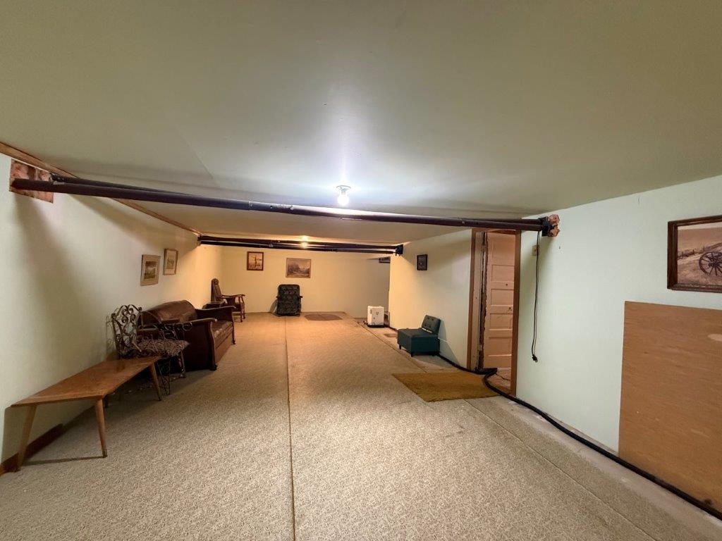 607 5th Street West, Eston- L202655