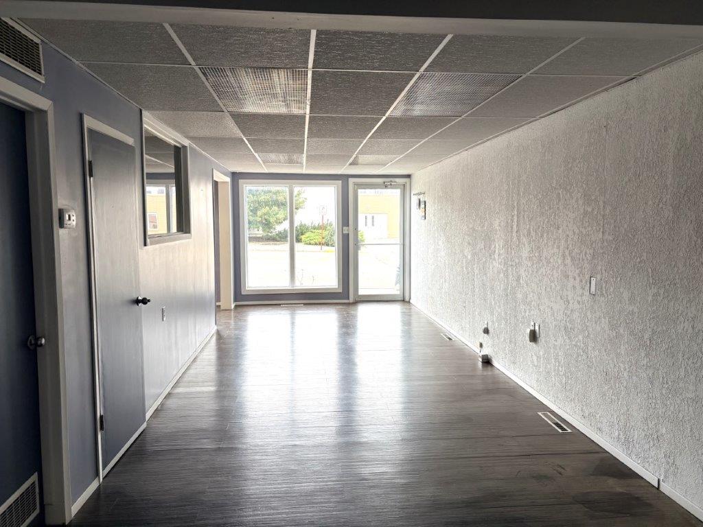 3 BUILDING FOR LEASE-509 Main Street, Kindersley -L202658