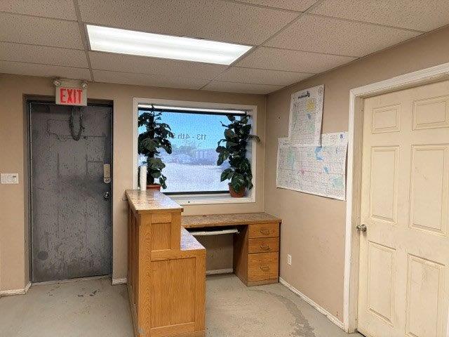 640
