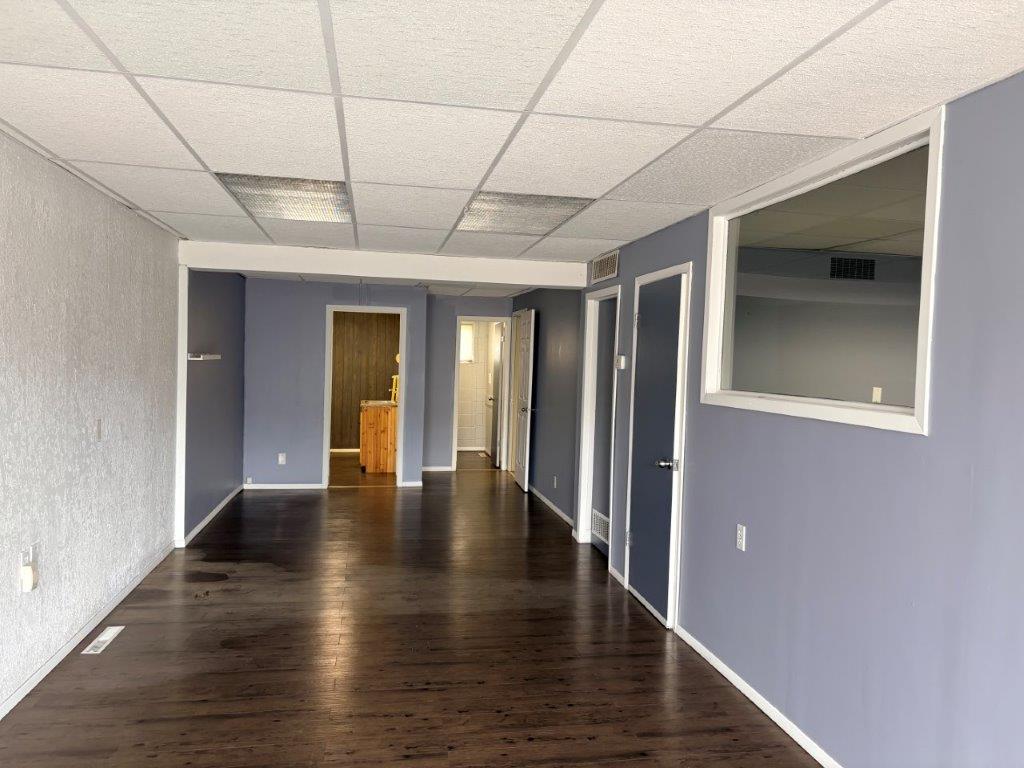 4 BUILDING FOR LEASE-509 Main Street, Kindersley -L202658