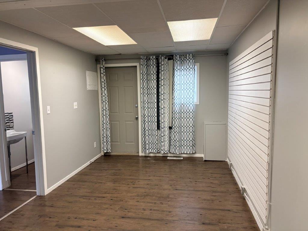 5 BUILDING FOR LEASE-509 Main Street, Kindersley -L202658