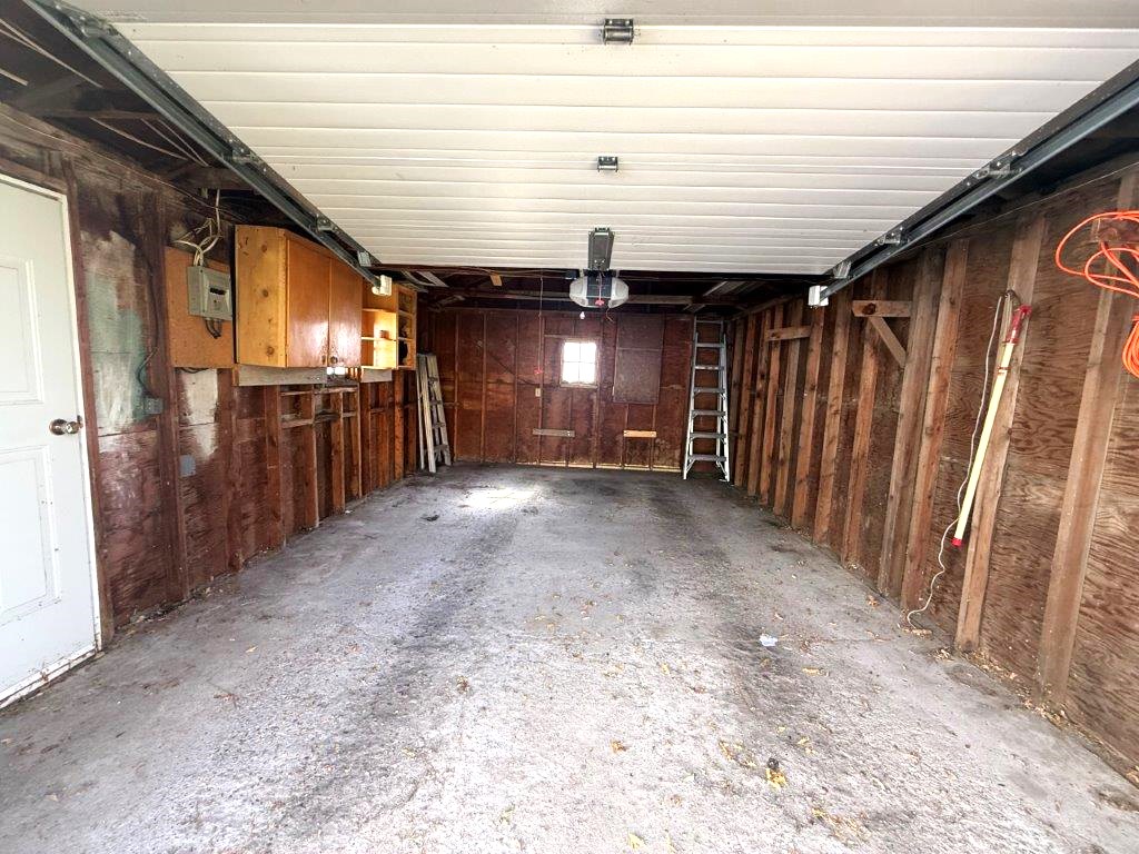 5 206 1st Ave. East, Eatonia- L202662