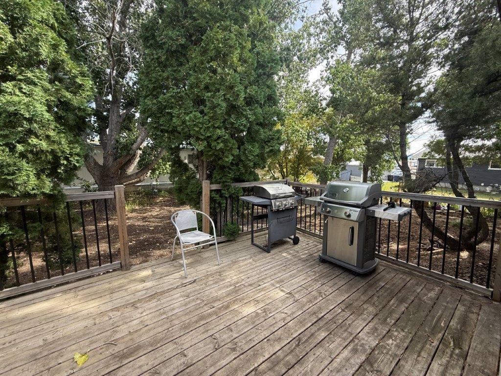 318 6th Ave. SW, Eston- L202656