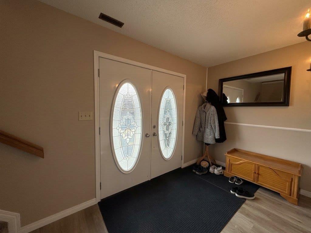 10 28 Frere Street, Kindersley- L202673