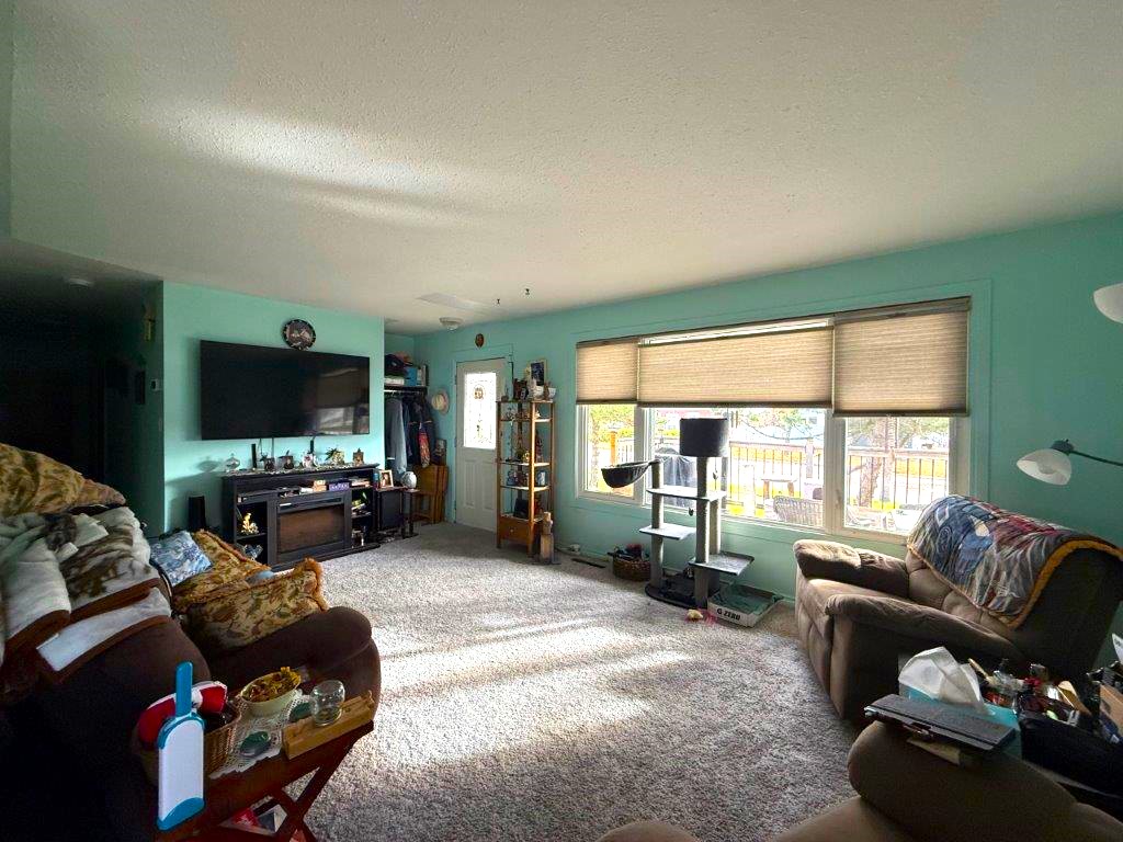 14 201 1st Ave. East, Eatonia- L202672