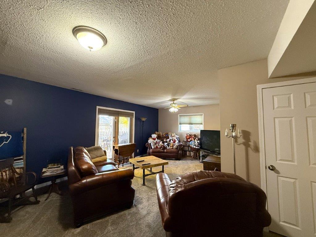 17 28 Frere Street, Kindersley- L202673