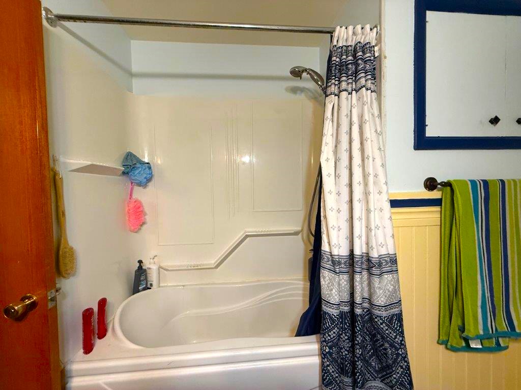 20 201 1st Ave. East, Eatonia- L202672
