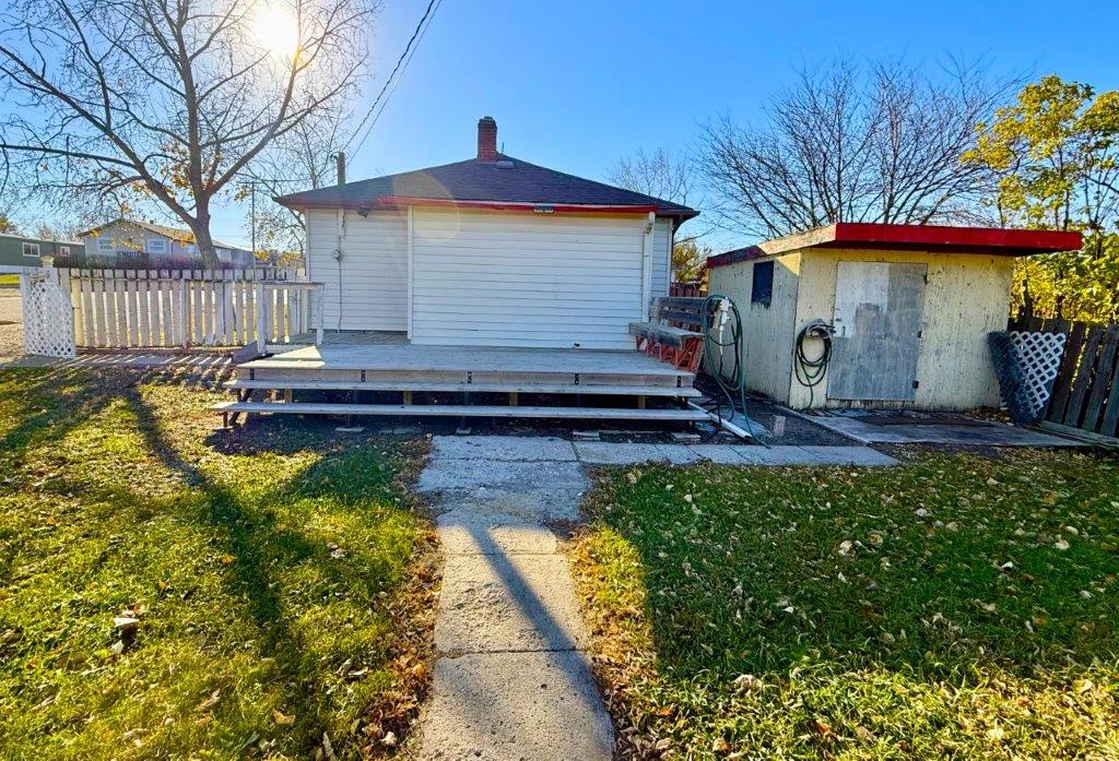 218 Atlantic Ave., Kerrobert-L202674